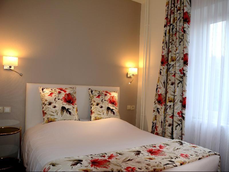 Logis Hotel Du Centre - Halte Ideale En Cyclotourisme Avec Garage A Velos Clos Molsheim Eksteriør bilde