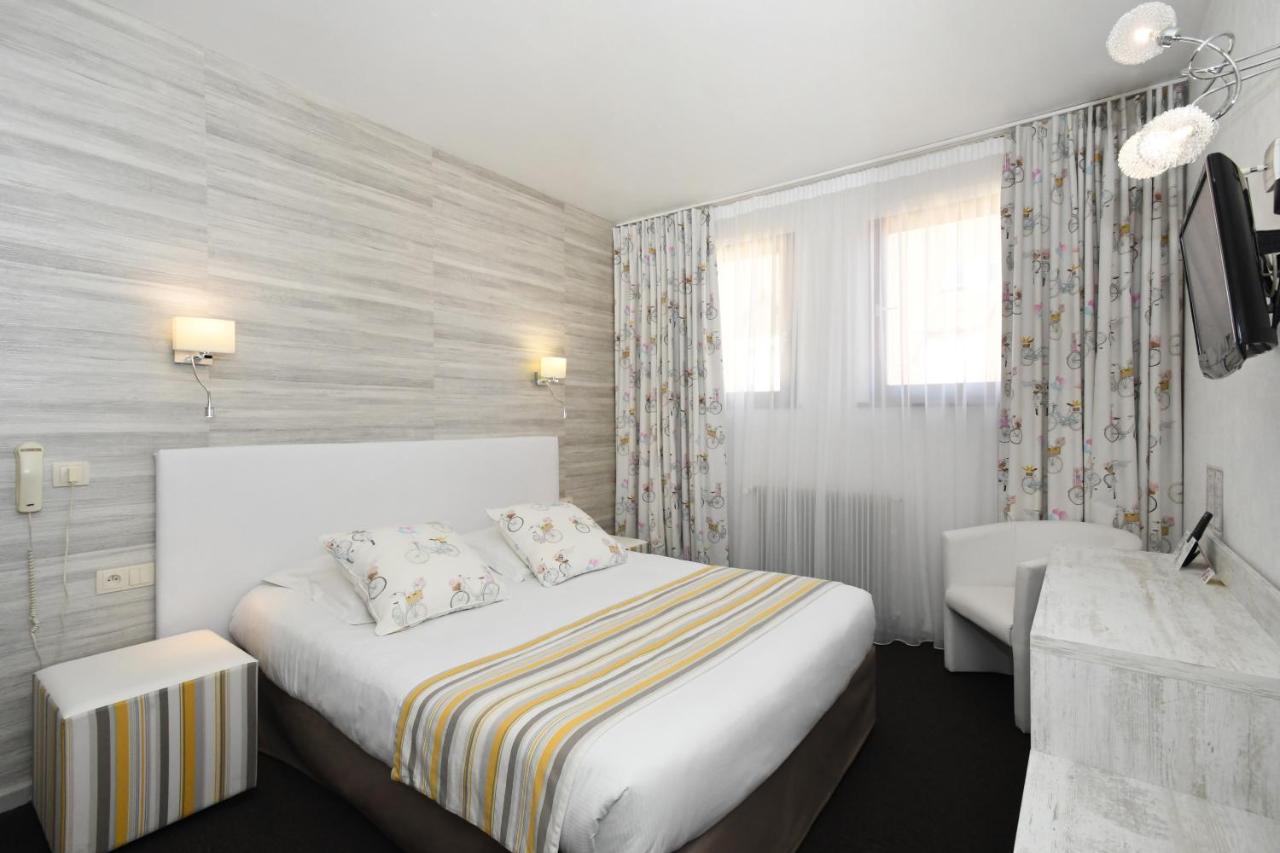 Logis Hotel Du Centre - Halte Ideale En Cyclotourisme Avec Garage A Velos Clos Molsheim Eksteriør bilde