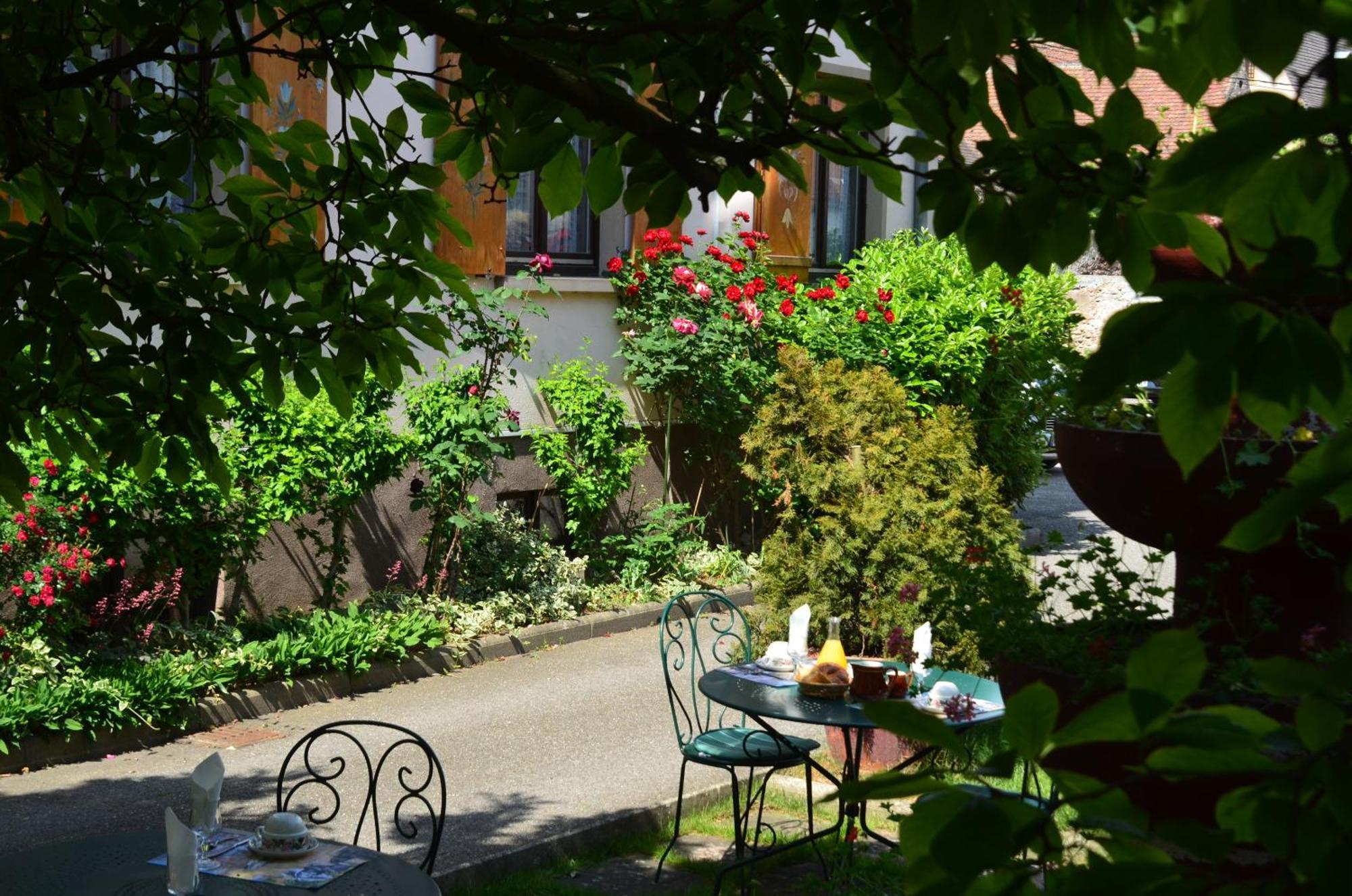 Logis Hotel Du Centre - Halte Ideale En Cyclotourisme Avec Garage A Velos Clos Molsheim Eksteriør bilde