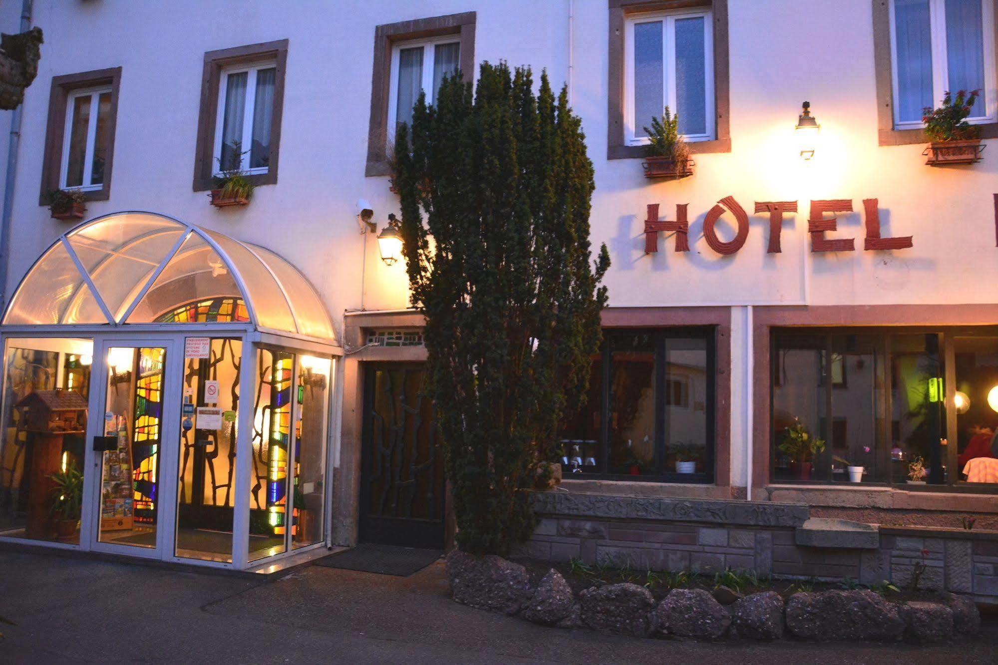 Logis Hotel Du Centre - Halte Ideale En Cyclotourisme Avec Garage A Velos Clos Molsheim Eksteriør bilde